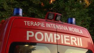 O femeie din Constanţa a murit după ce a căzut de la balcon în timp ce spăla geamurile