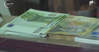 Românii, tot mai datori la bănci, de la un an la altul