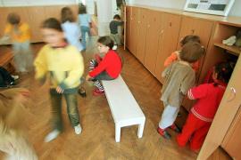 Reţeaua de creşe şi grădiniţe, înfiinţată de Primăria Capitalei. Firea: 'Vor avea program prelungit'