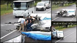 Video cu momentul teribil în care şoferul unei dube adoarme la volan şi loveşte frontal un camion