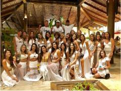 Neymar a petrecut Revelionul înconjurat de zeci de femei frumoase, într-un club din Rio de Janeiro