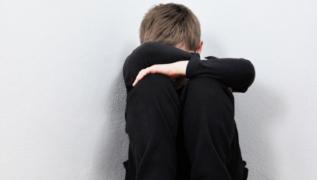 Un profesor italian a batjocorit doi fraţi români, în timpul meditaţiilor. Monstrul a fost condamnat la 8 ani de închisoare