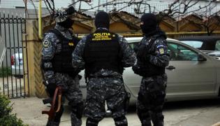 Român de 21 de ani jefuieşte o bancă în Italia, fură 120.000 de euro, vine inexplicabil în România, prins în Olt