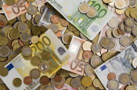 Curs valutar 15 ianuarie 2019. Euro a atins un nou record