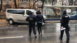 Percheziţii în România şi Elveţia