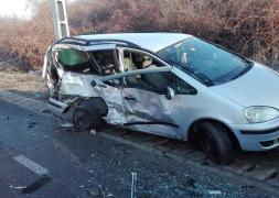 Familie spulberată după ce tatăl a adormit la volan. Accident cumplit la ieşire din Filiaşi (Video)