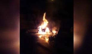 Taxiul a luat foc în mers