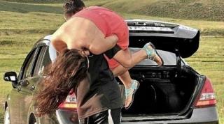 Tânăr din Alba bătut și jefuit în casa iubitei sale de fostul iubit al fetei. Fata a fost apoi răpită de cele 7 persoane