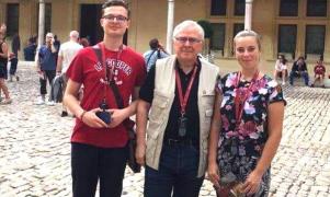 Mobilizare uriasa pentru Rares Diaconu, un elev olimpic diagnosticat cu cancer