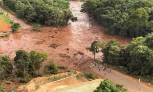 Evacuari masive in Brazili