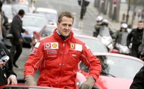 Michael Schumacher defilează la Paris