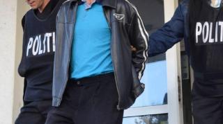 Tatăl îşi bătea copiii