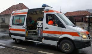 O angajată a unei primării din Botoşani a fost înjunghiată de un asistat social