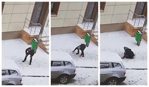 Tânăr drogat filmat la Piatra Neamţ