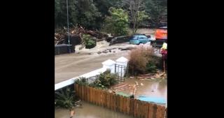 În Marea Britanie a plouat într-o oră cât pentru două săptămâni