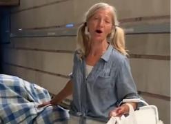 Artista de origine rusă este de 24 de ani în Statele Unite