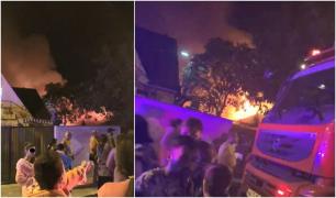 Incendiu puternic în comuna Pantelimon, au ars două case. Pompierii intervin cu mai multe autospeciale (Video)