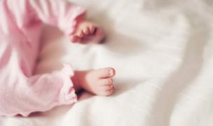 Bebeluşul s-a născut cu un sindrom rar