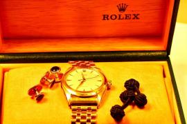 Un român din Italia a făcut avere vânzând fake-uri Rolex cu 4500 de euro