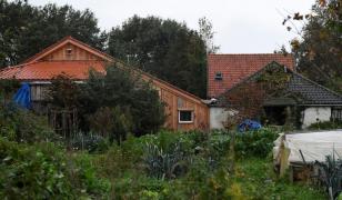 Cei cinci fraţi au fost ţinuţi nouă ani în beciul unei case din Olanda