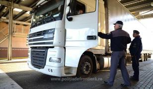 Restricţii de circulaţie în Ungaria, cozi de 20 kilometri la vama Nădlac