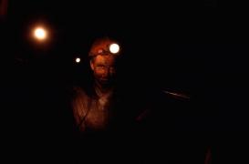 Aproape 100 de mineri s-au blocat în minele Paroșeni și Uricani şi amenință că vor intra în greva foamei