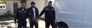 Bărbatul fusese plasat iniţial în arest la domiciliu