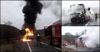 Un autobuz a ars ca o torță, în Covasna