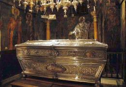 Moaştele Sfântului Spiridon, aduse la Bucureşti. Racla va fi depusă spre închinare pe Colina Bucuriei, lângă Catedrala Patriarhală