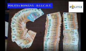 Proxeneți care duceau tinere în Olanda, prinși de DIICOT