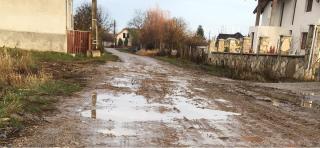 Locuitorii din Ulmeni, nemulţumiţi de condiţiile avute