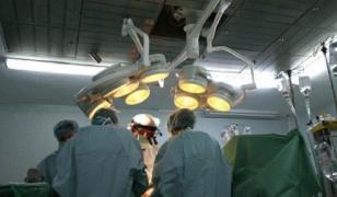 Elevi de liceu, schimbare de sex