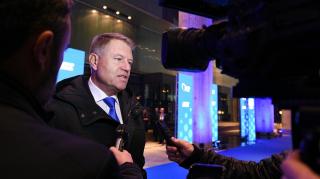 Klaus Iohannis dă declarații de presă la Congresul PPE de la Zagreb