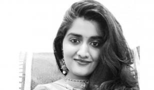 Tânără răpită, batjocorită şi arsă de vie într-un oraş din India