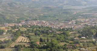 Case scoase la vânzare cu 5 lei, în Italia