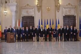 Guvernul Orban a depus jurământul la Cotroceni. Iohannis: "Vă doresc un mandat de mare succes"