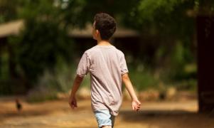 Cosmin a fugit de la asistentul maternal, de dorul mamei