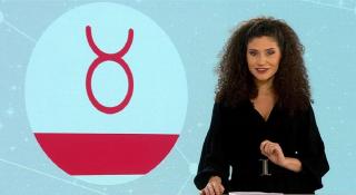 Prezentatoarea Horoscopului, Nadina Zissu, în platoul Observator