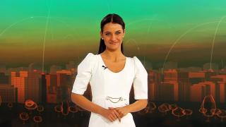 Prezentatoarea Horoscopului, Rosse, în platoul Observator