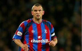 Neil Shipperley a jucat inclusiv la Chelsea Londra