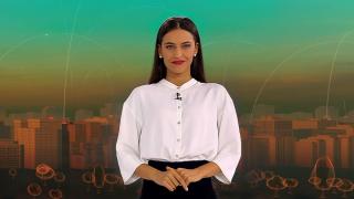 Prezentatoarea Horoscopului, Rosse, în platoul Observator