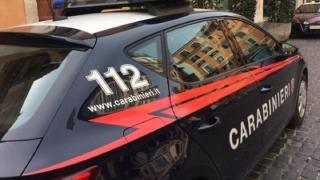 Românul şi-a înjunghiat de 11 ori partenerul de infracţiuni