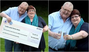 Colin Weir, alături de soţia sa, în momentul în care a câştigat cecul valoros