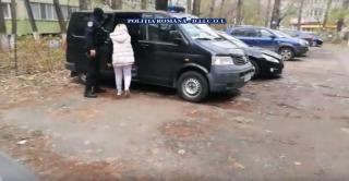 15 persoane din București, Ilfov, Prahova, Galați, Iași, Olt și Ialomița şi-ar fi abuzat copiii minori