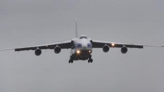 Aterizare incredibilă pe aeroportul din Koln