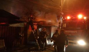 Incendiu puternic în cartierul Pantelimon din București