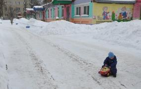 Educatoarea a uitat copilul de 6 ani afară, la minus 20 de grade Celsius