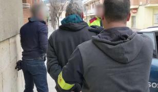 Românul are 55 de ani