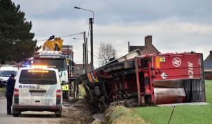 Şoferul a scăpat nevătămat