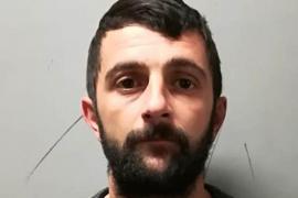 Deţinut român evadat din curtea Tribunalului din Brescia, după ce a cerut să fumeze o ţigară. Autorităţile italiene sunt în alertă